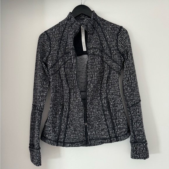 Lululemon Athletica Black & White Define Jacket - Picture 4 of 6